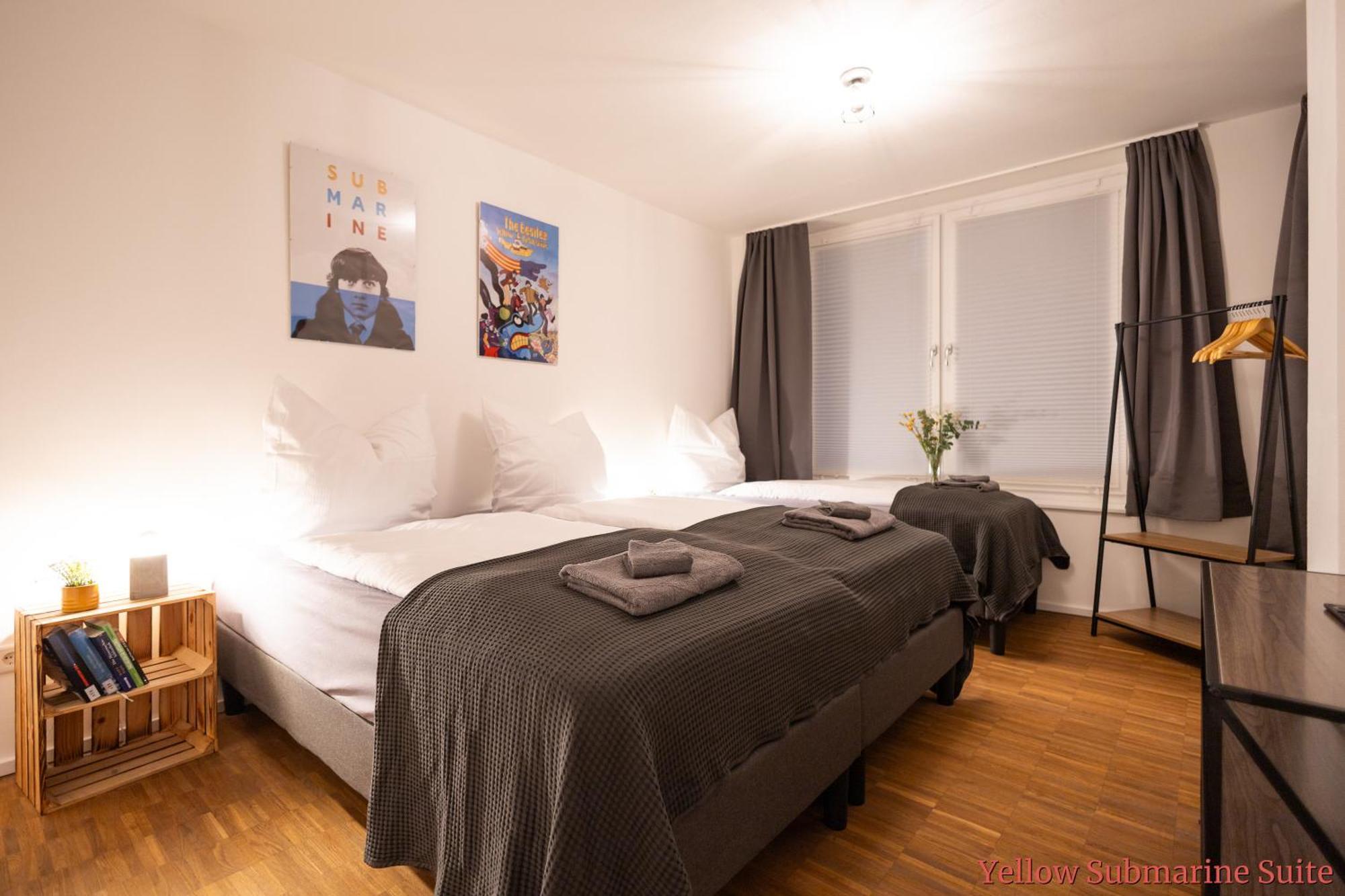 Ko-Living - Beatles Und Banksy Suites & Studios Am Eselsbrunnen - Altstadt - Kueche Halle  Екстер'єр фото